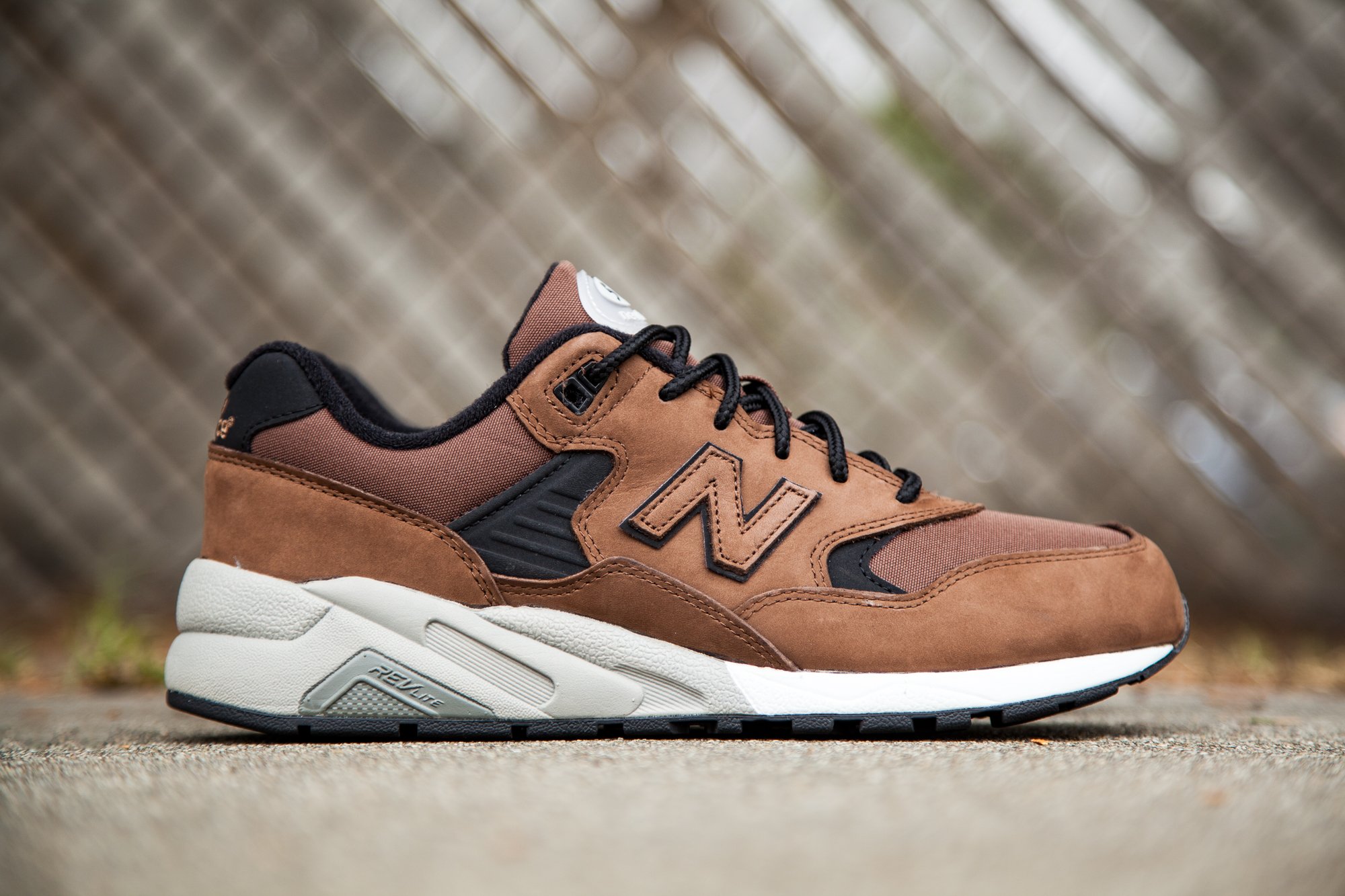 Bait New Balance Men S 580 Elite Edition Revlite In Brown Is Available In Sizes 8 12 For 1 At T Co Oybfaxkiug T Co Yfoojieg5p Twitter