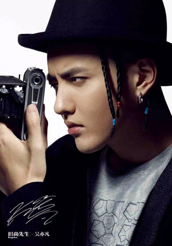 allkpop's tweet photo. Kris says he didn't have many friends in Korea in his 'Esquire' interview https://t.co/xeah3zXd4L https://t.co/PB6CbDsb9s