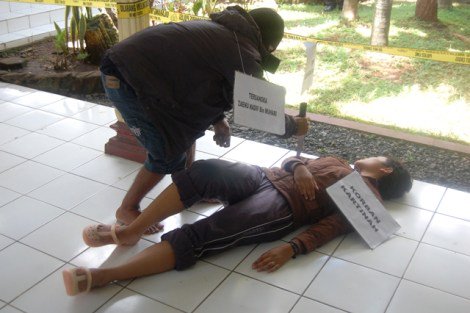 18 Polisi Tewas Dianaya Sepanjang 2015 - infojatengnews.com/2015/12/27/18-…