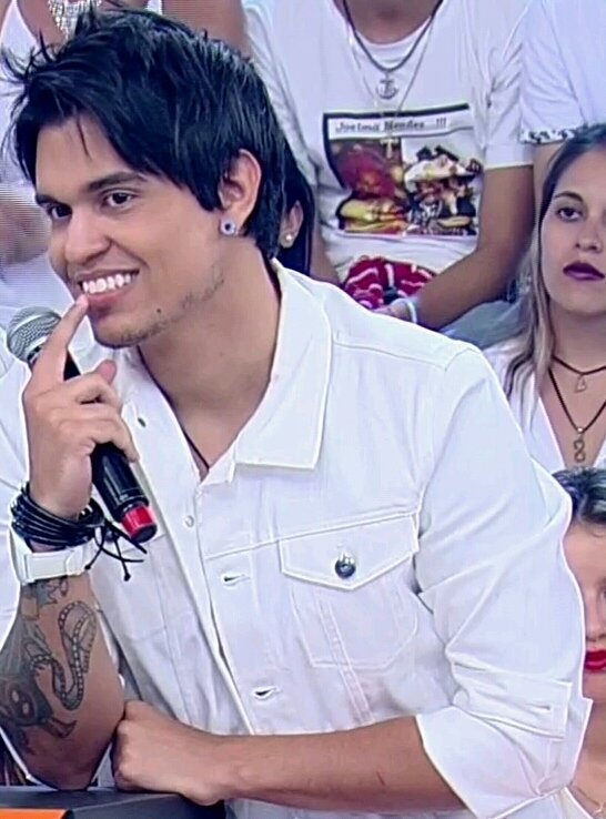portalstockler's tweet photo. Algumas fotos do Gustavo no programa @Legendarios nesta madrugada do dia 26 pra 27/12! 💙 #GustaNoLegendarios https://t.co/F5GNDdJLGr