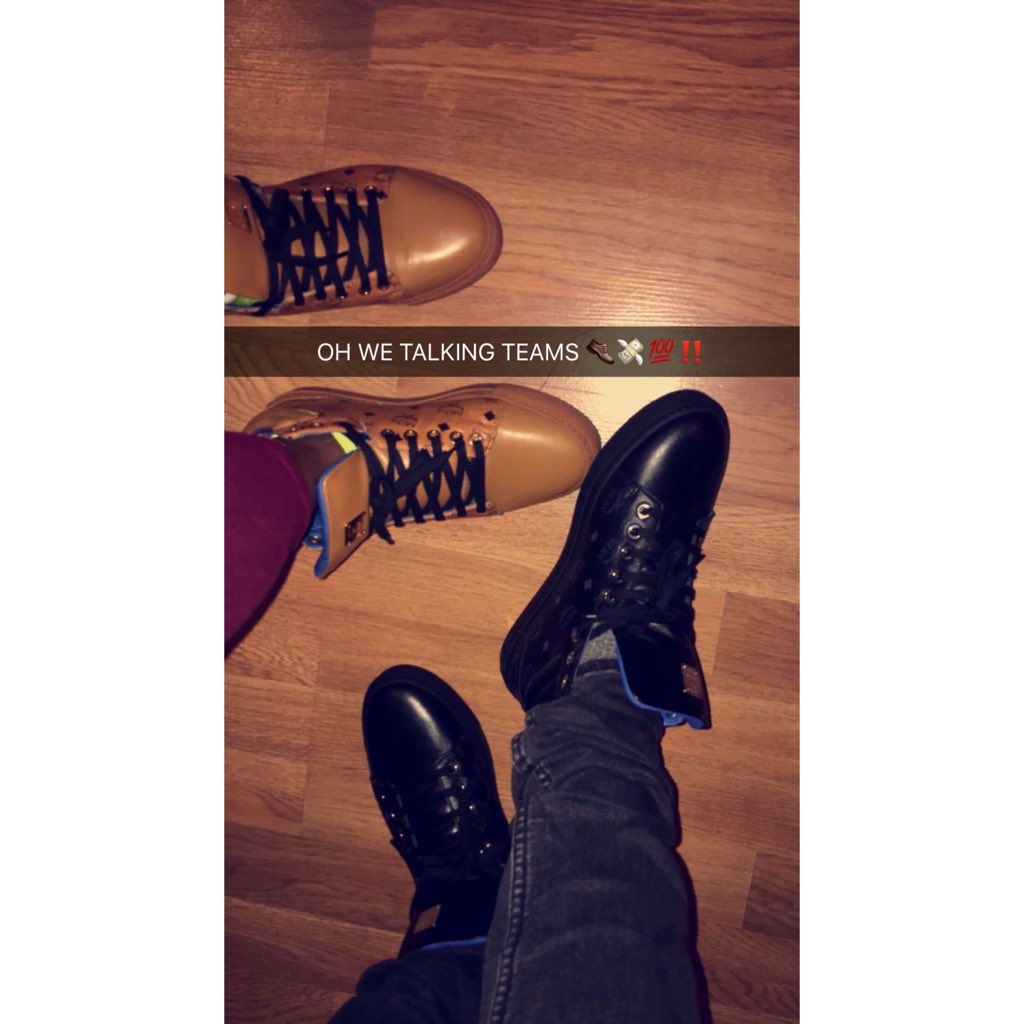 Tiyonbenaboss's tweet photo. SHITTING WAS ONE OF THINGS I DO BEST π―πΈβΌοΈ #BENABOSS https://t.co/HxtohjGAyB