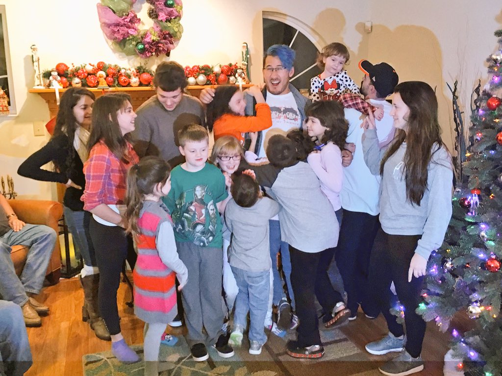 markiplier's tweet image. Exactly 2 seconds after someone said, "ATTACK UNCLE MARK!!"