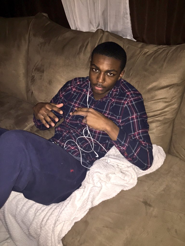 Markie25st's tweet photo. Fuck em don't like em don't love me https://t.co/CU8y7kR7Ik
