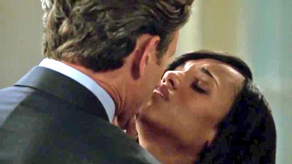 Reds_Logic's tweet image. Me: &quot;It would be easier..not to feel anything. I love him. Fitz. I love him.&quot;
#ItsAProblem