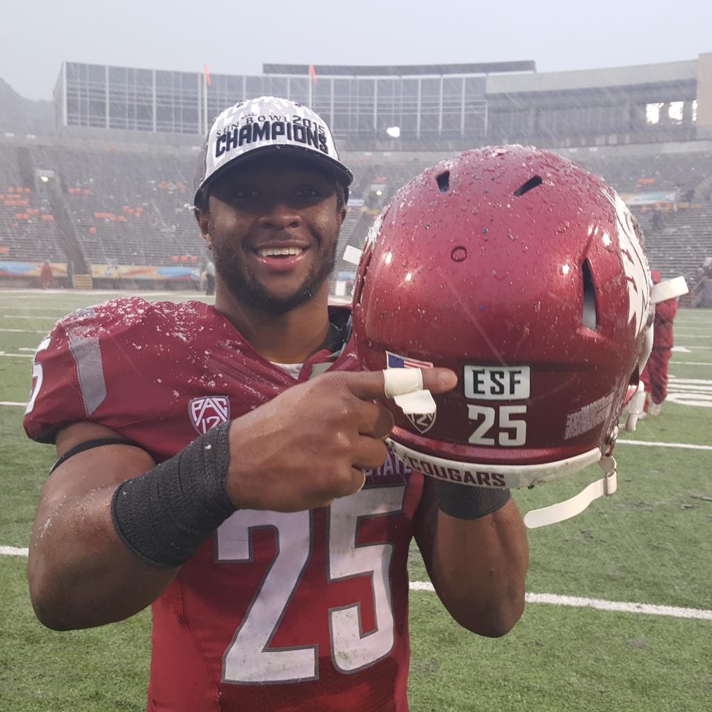 WSUCougars's tweet photo. Been here every step of the way. #GoCougs https://t.co/1EZh7RJD2P