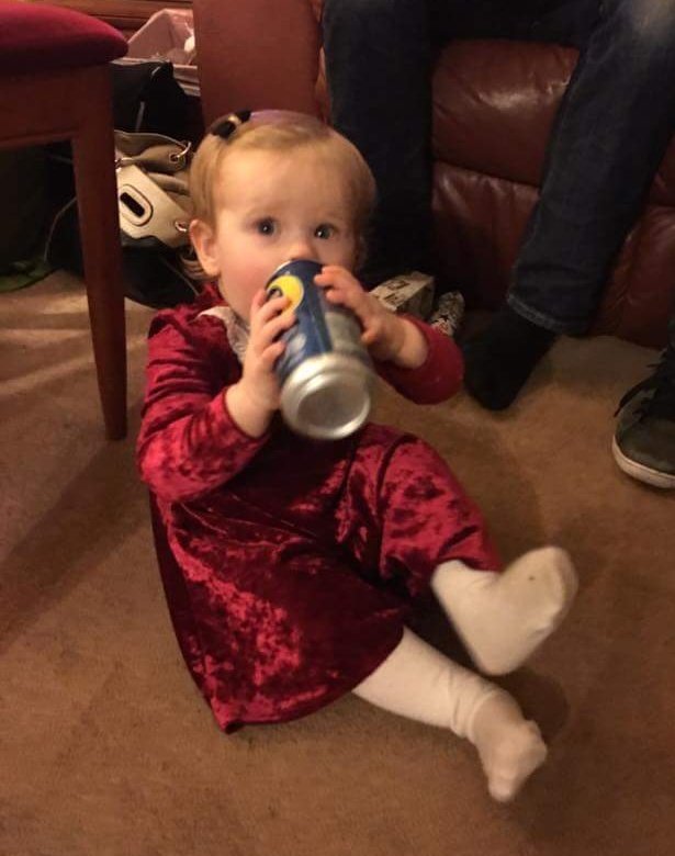 BabyLunaJ's tweet photo. Time to get turnt! #BoxingDay #AmberNectar https://t.co/jIr69l7Jm7