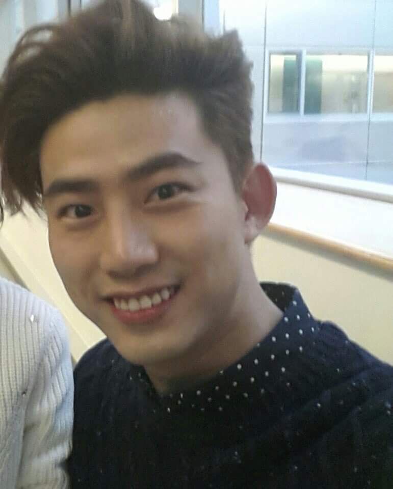 Happy Birthday 
Ok Taecyeon 
\\\\(   )// 