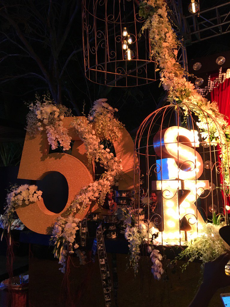 AshviniYardi's tweet photo. Happy Birthday SK @BeingSalmanKhan 😘 https://t.co/jg0p6hSWzo