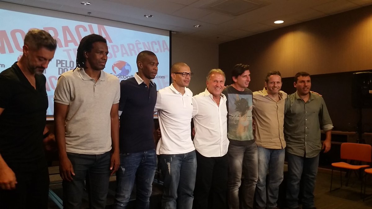 fimdejogo's tweet photo. coletiva encerrada @FootballRebirth https://t.co/UsvJeHOeXM