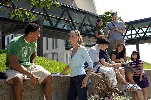 UMass's tweet photo. Help cap off the New Year by making a donation to @UMass. #SupportUMass https://t.co/EJxaKRVcim https://t.co/iskDEde6SW