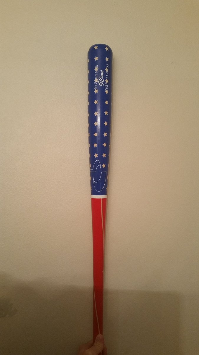 Chameleonbats's tweet photo. So pretty #usa #merica #chameleonbats #custombats #probats https://t.co/E8stXTDjsp