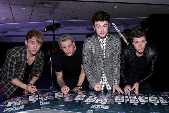 TheDailyRixton tweet picture