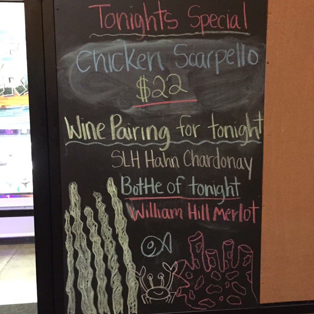 shanrogWineGirl's tweet photo. #FishCrazy in Naples delivering the right wine tonight! #MasoCanali @JBofFlorida @brandibreon https://t.co/2gEBHCRq7u