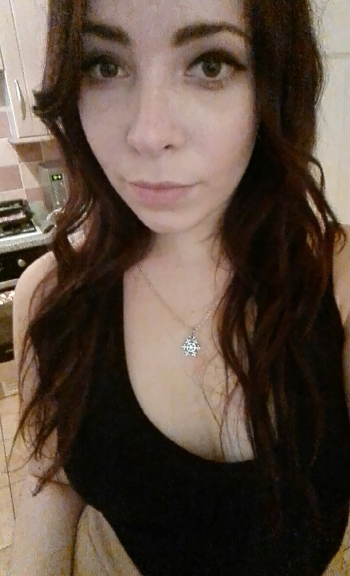 Amy_Dan1's tweet photo. Merry fucking Christmas #Sugarbaby #findomme #paypig @tonybobo3 @premierpayplace @RTpig @giftmebaby #paypigswanted https://t.co/we96qzZCL1