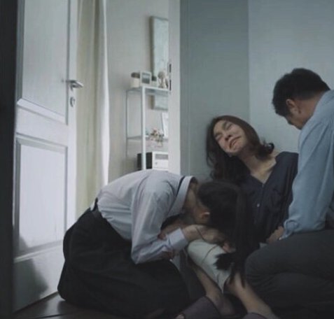 (IG:thanaerngnin) Thank you mom 💙🙏🏻 #hormonestheseries3 #ทีมเจน cc : <a href="/THANAERNG/">akun jajan</a>