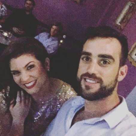 NatyloversPy's tweet photo. Nataniel en la Pedida de Mano de Chiara Molina RT https://t.co/IGfAHasa5U