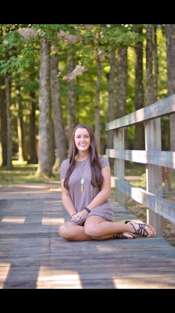 meganloden's tweet image. 