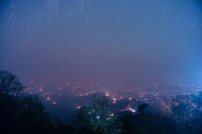 colorsof5sos's tweet image. luke // blue &amp;amp; purple