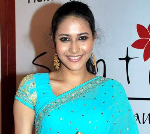 Wishing the adorable girl a very Happy Birthday 