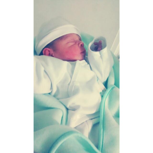 Isabelitahot69's tweet photo. El amor de mi vida. Juan Manuel Cortes Collazos 👶💛🎊 23•12•15 👶💛🎊 https://t.co/Gju21gFKWk