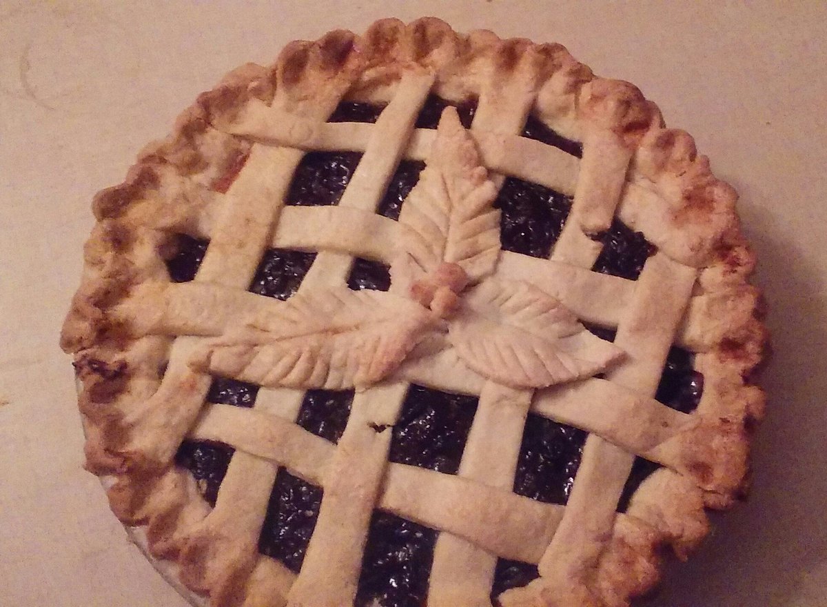 ChefDebbieR's tweet image. Traditional Mincemeat Pie! Now on to Valentines Day and chocolate#@ChefDebbieR#cakes#desserts