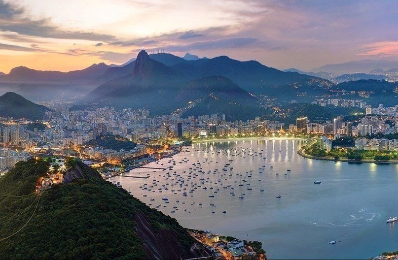 UletaevaYulia's tweet photo. Рио-де-Жанейро, Бразилия

 #conservacaorio #riodejaneiro #weloverio #explorebrasil #brasil #copacabana #beach #hotel https://t.co/JNVSFOUI6O