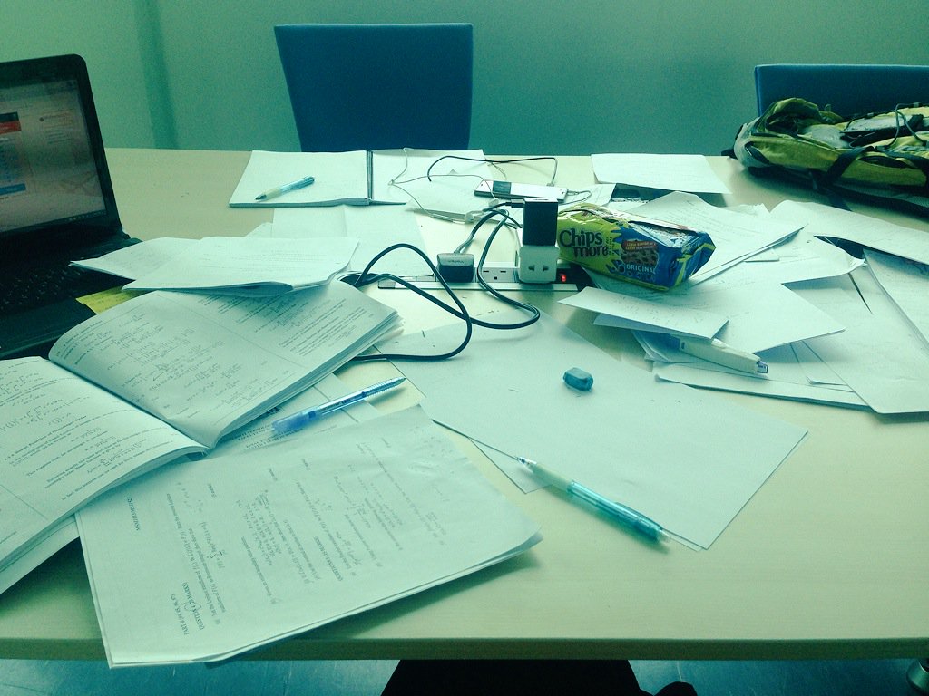 naqiayunus's tweet image. Less than 18 hours to go...... #finals #mathmethod