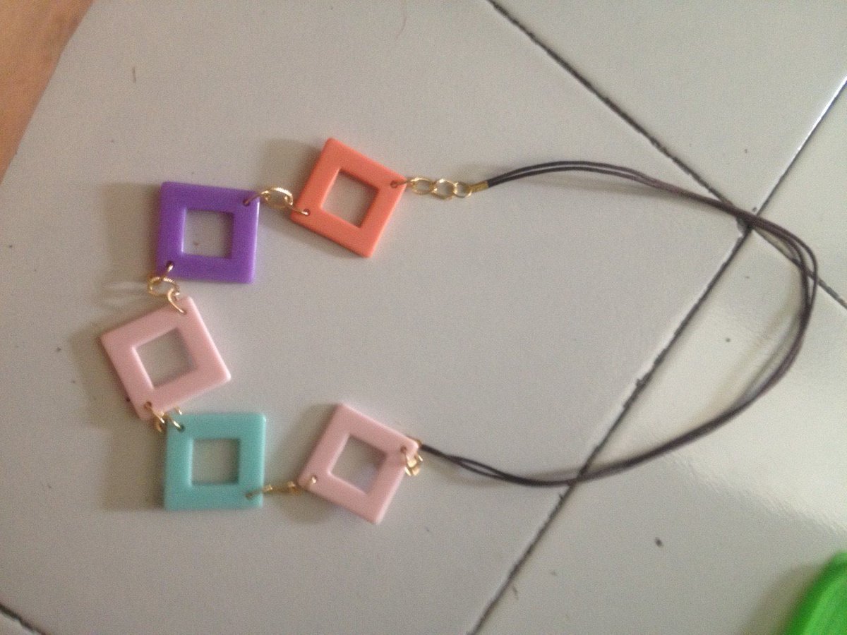 BARTER YUK tweet media