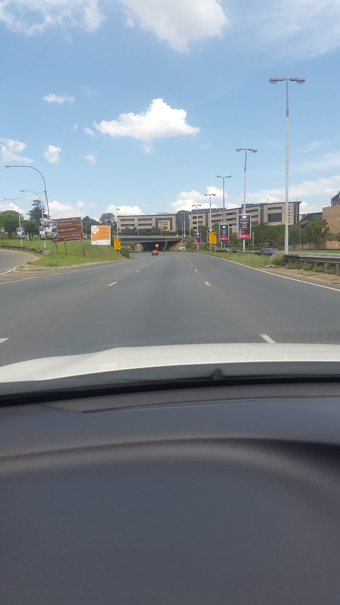 Nice time to be in Johannesburg this time of the year? Peaceful, no rush, no traffic. Rt if you agree