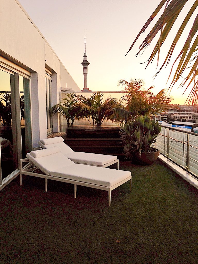 KimDotcom's tweet photo. I love the deck on my pirate ship. Wanna party with me on New Years? I have 4 invites for my followers!!! Msg me :-) https://t.co/4PNQ9kLgh9