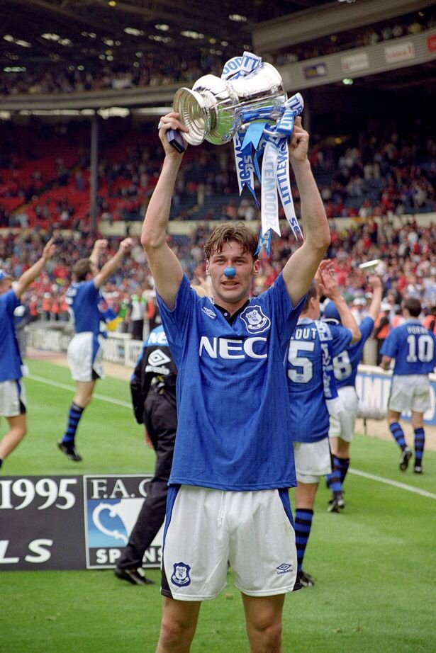 Happy 44th birthday to Everton legend Duncan Ferguson   