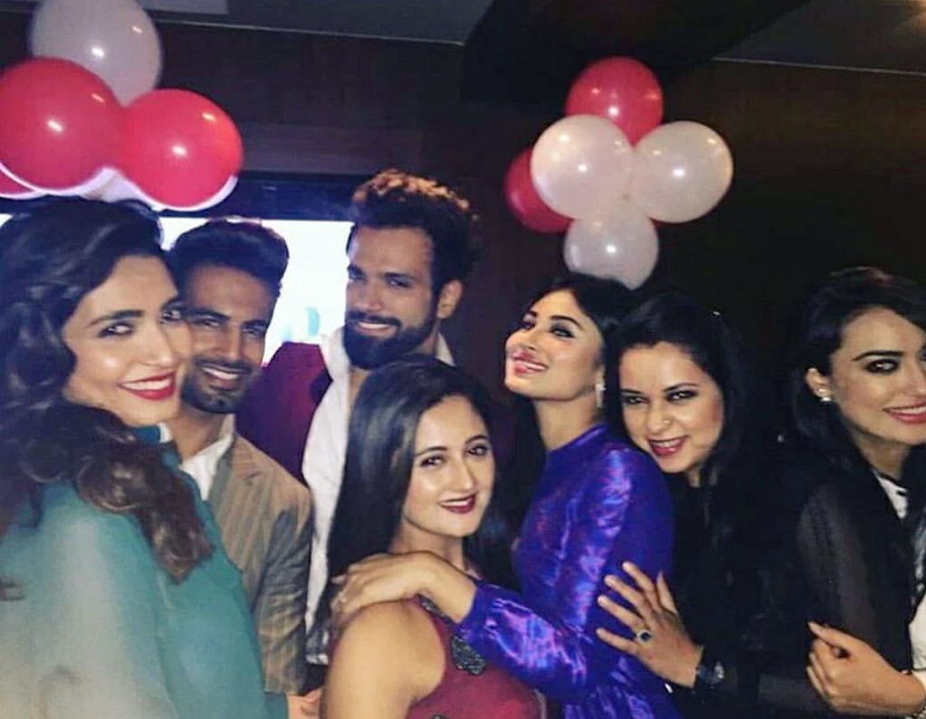 Embedded image permalink