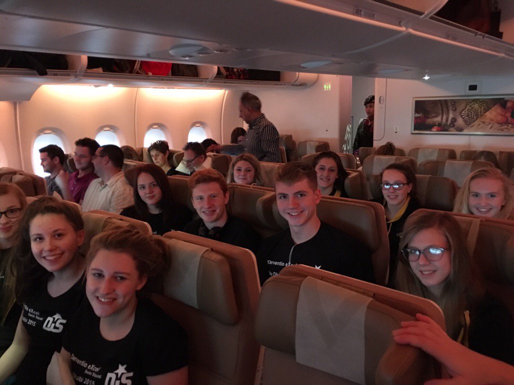 jamiemain_'s tweet image. Onboard the @DerventioeXcel express to #AbuDhabi #DXfactor
