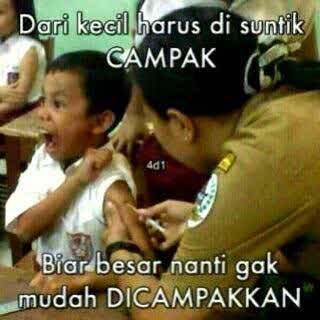 tyanimaginer's tweet photo. Inget nggak tuh yang masa kecilnya dulu takut disuntik campak sampai sembunyi dibawah meja :P wkwkwkwk #lucubanget https://t.co/7OYKtWMCIY