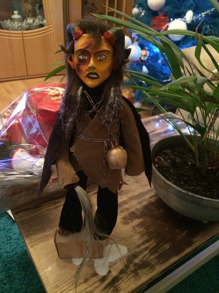 roxystar92's tweet image. Piccola krampus me 😈🔥😈💪🏻😍😍😍 più bel regalo ricevuto 🎁❤️🎄🎅🏻