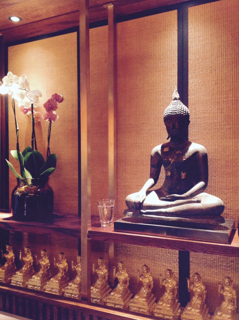 Is raining outside.. 
Why don't you visit us for some post Xmas lunch in Bangkok style at Busaba Shoreditch?!