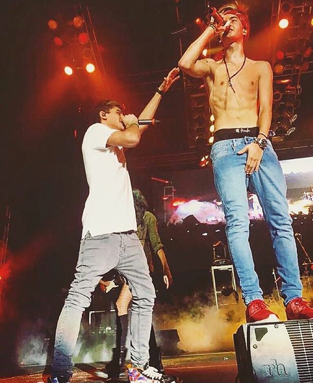 JackAndJackES's tweet photo. Jack and Jack en Instagram, el videoclip de How We Livin' sale el 1 de Enero a las 12am de USA. https://t.co/Wu0aAFzwa9