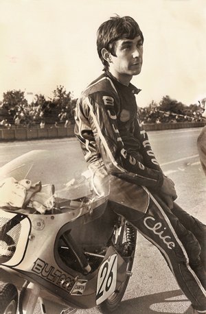 27 de diciembre de 1998, falleció #RicardoTormo  motociclista español nacido en #Canals