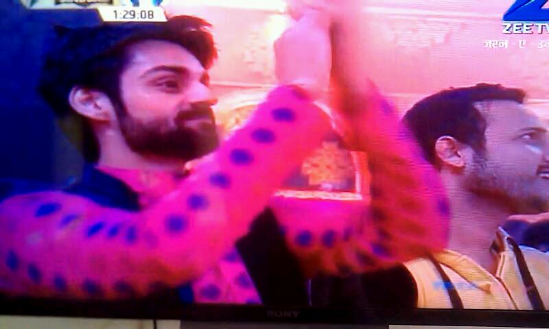 Embedded image permalink