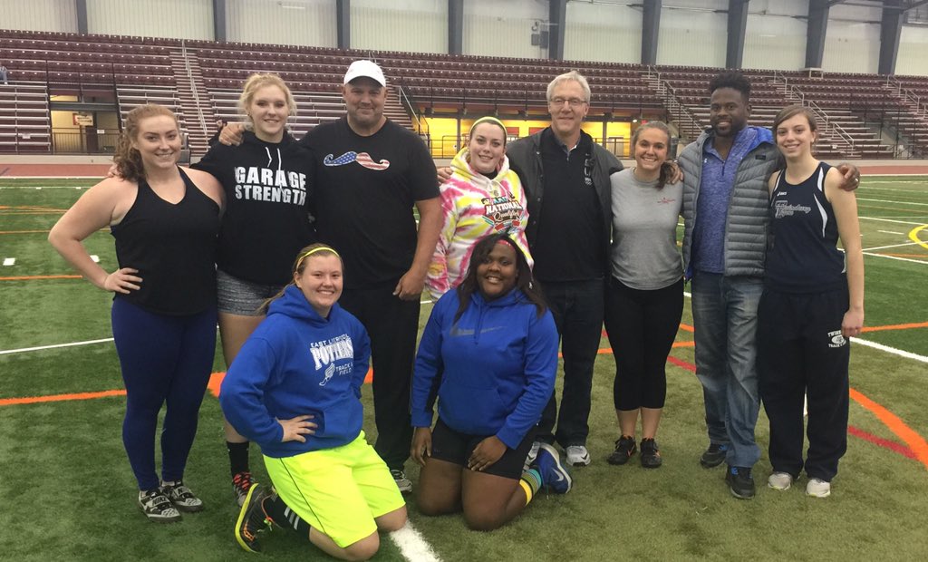 nationalthrows's tweet photo. Multiple World, American, and Pan Am Games record holders with some of the Girl's HS Wt Competitors
#throwsnation https://t.co/9Tx5jftOdc