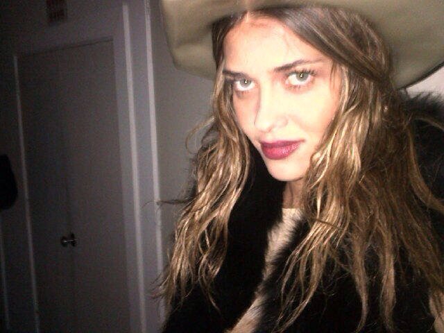 vincentmenezes's tweet photo. #CowboyGirl!!!
#Exclusive!
#Love!
#AnaBB
.@anabbofficial https://t.co/WyMFKqtSf3
