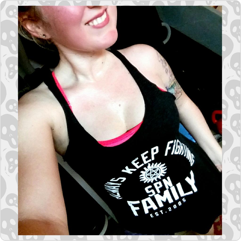 LibraryBlonde13's tweet image. Thank you @jarpad &amp;amp; @JensenAckles for reminding me to #AlwaysKeepFighting, mentally AND physically! #SPNFamily 💪💛💦