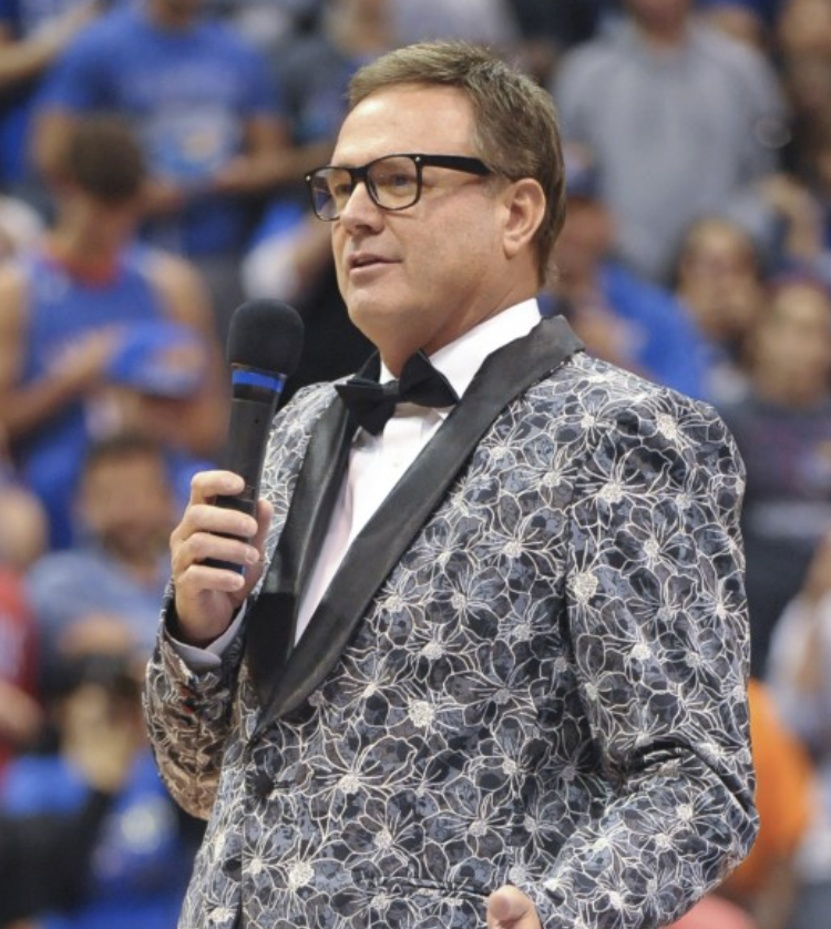 Happy 53rd Birthday to Kansas coach Bill Self, former 1981 Oklahoma HS Player of the Year at Edmond Memorial. 