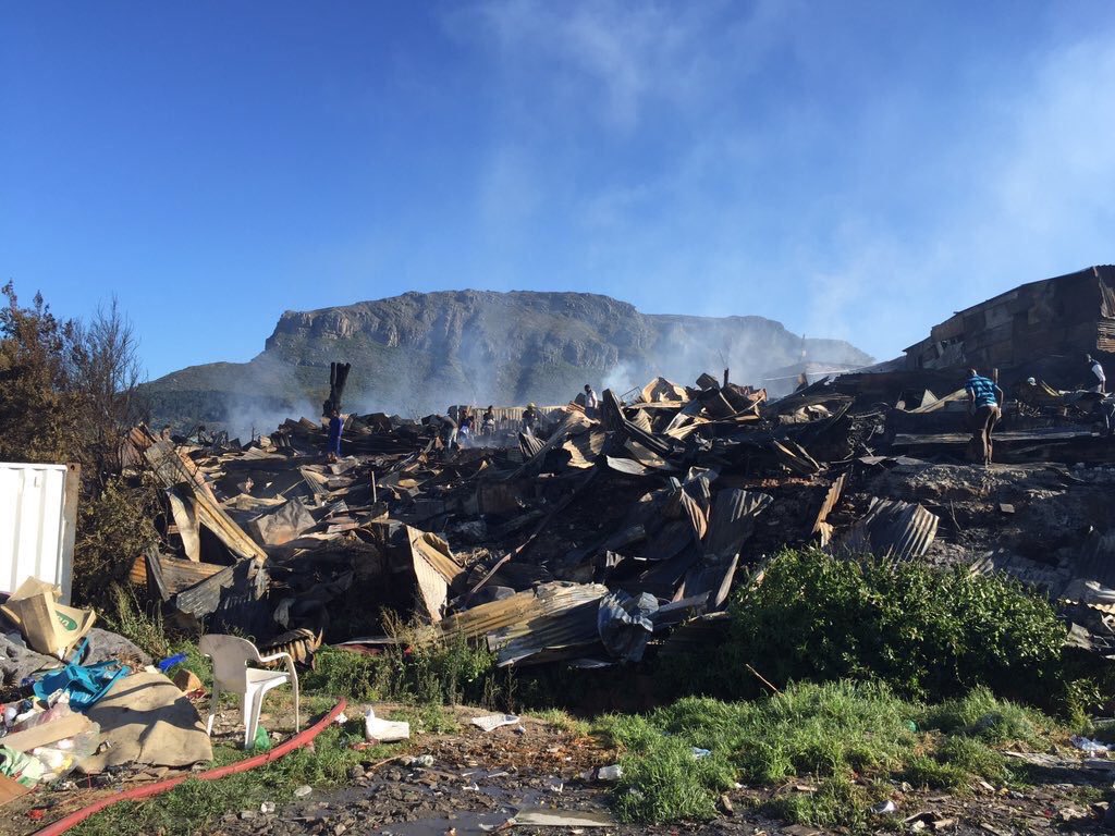 HoutBayBeach's tweet photo. Urgent appeal to City of Cape Town to reduce density at Imizamo Yethu and avoid more #houtbayfires @PatriciaDeLille https://t.co/qTesHoAtoS