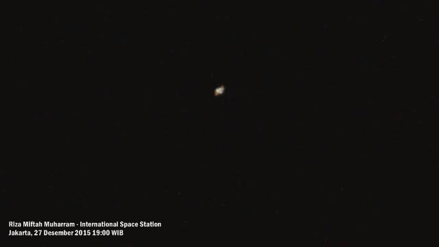 Berhasil lihat Stasiun Luar Angkasa Internasional lintasi langit senja tadi? Mau lebih banyak info seperti ini? :)