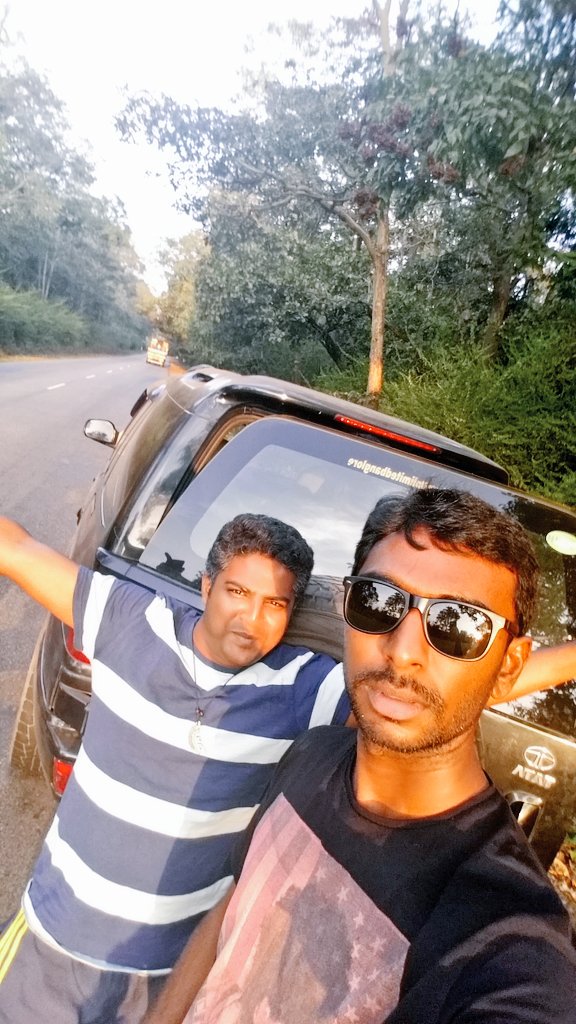 ajayajhere's tweet photo. Vacation over #drivebackhome #lastsunday2016 long road ahead.. https://t.co/ZjzioOLdAC