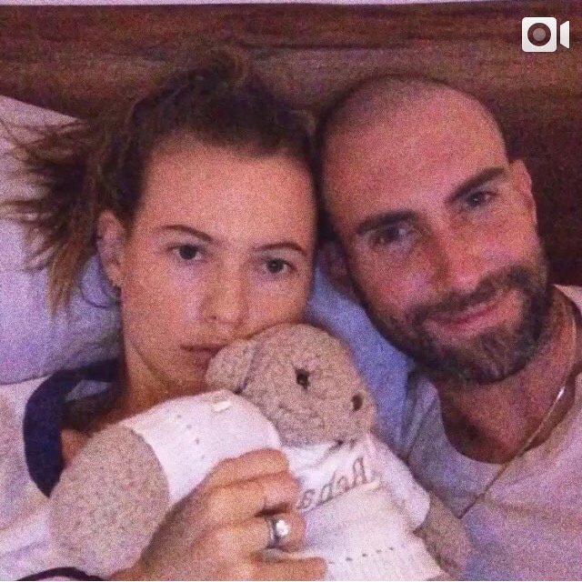 barbplvs's tweet photo. @hemyeah mami, papi, dan baby😚😚 #BaddollBestCoupleDay https://t.co/JO4oL8p8jo