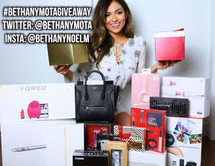 hennabymerrium's tweet photo. #bethanymotagiveaway I really hope I can win because I have been wanting to become a YouTuber for so long 😊😇😘😘 https://t.co/7VuzJj13Mb