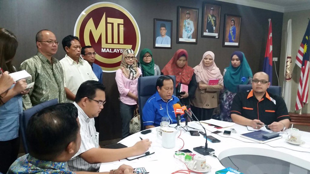 DS Dr Ahmad b Maslan tweet media
