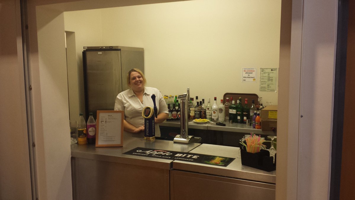 DynamixBar's tweet photo. Another super bar at one of our regular client venues in Nottinghamshire..... https://t.co/uEWW9vjAVQ